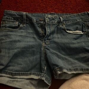 Levi’s Jean shorts